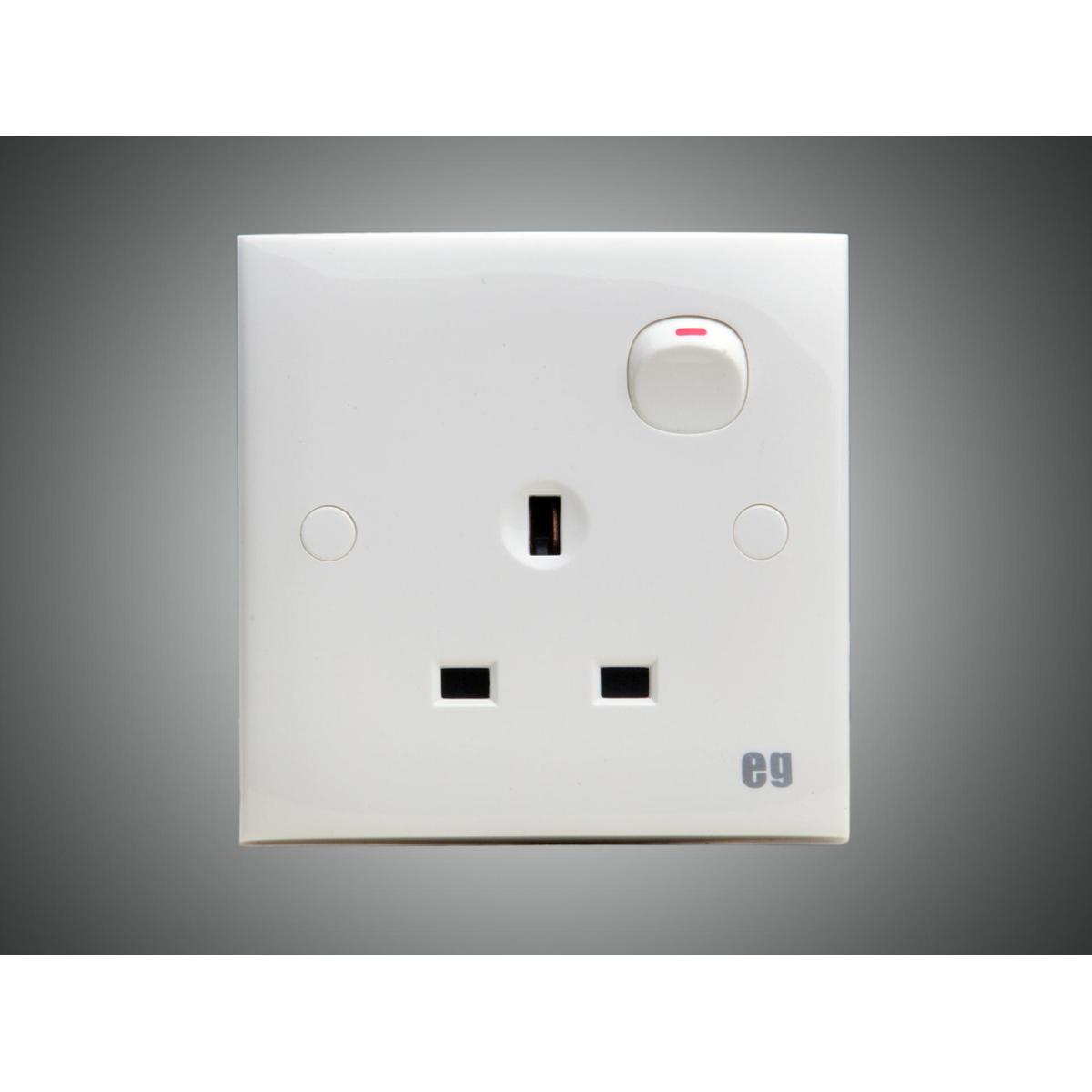 Energypac EG Series 13A 3 Pin Flat Socket 3Pin Electrical Wall Switch