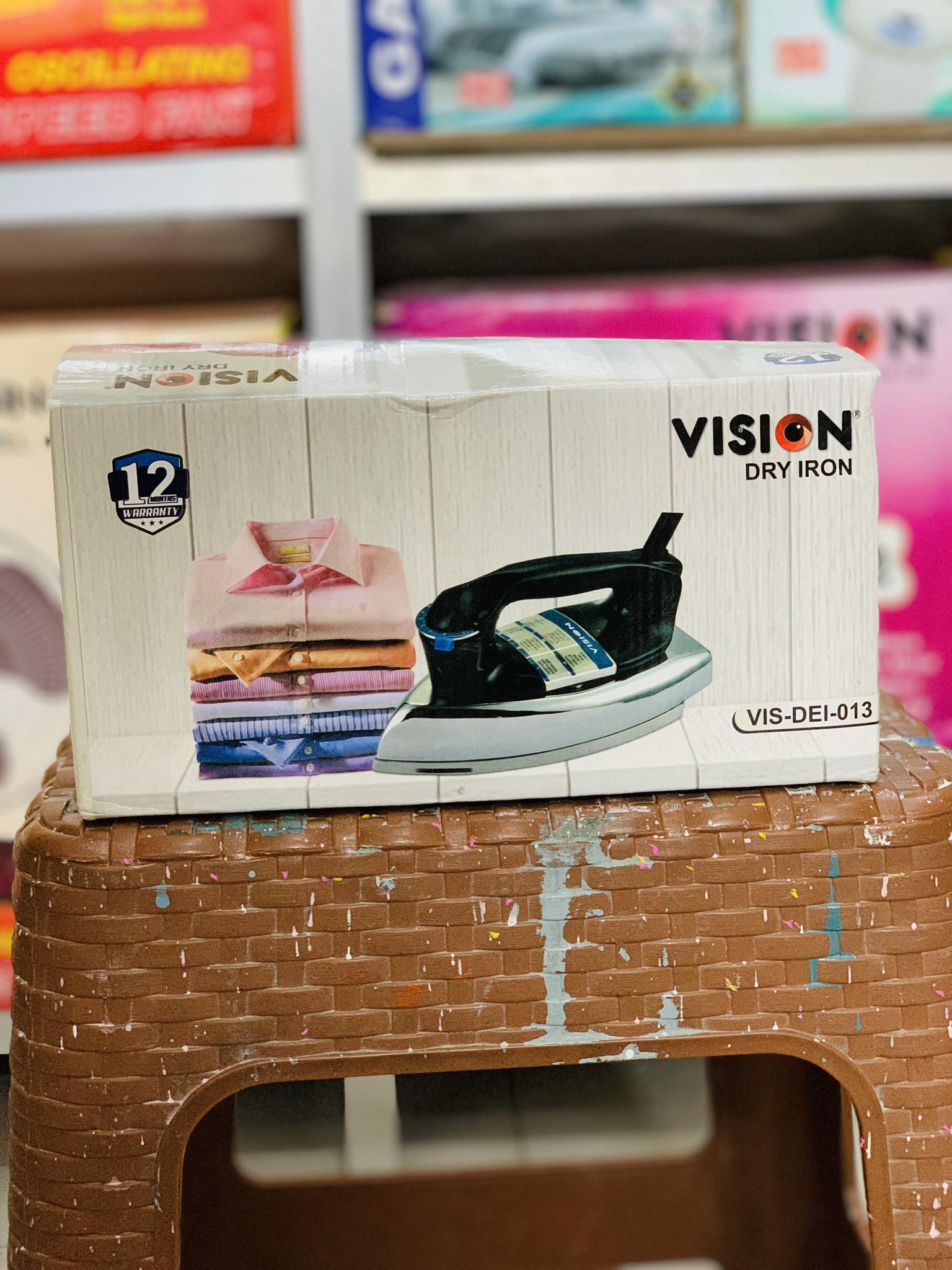 VISION Heavy Electric Iron 1000W with High Quality Body Material and Shock and Burn Proof VIS-DEI-013 - Image 2